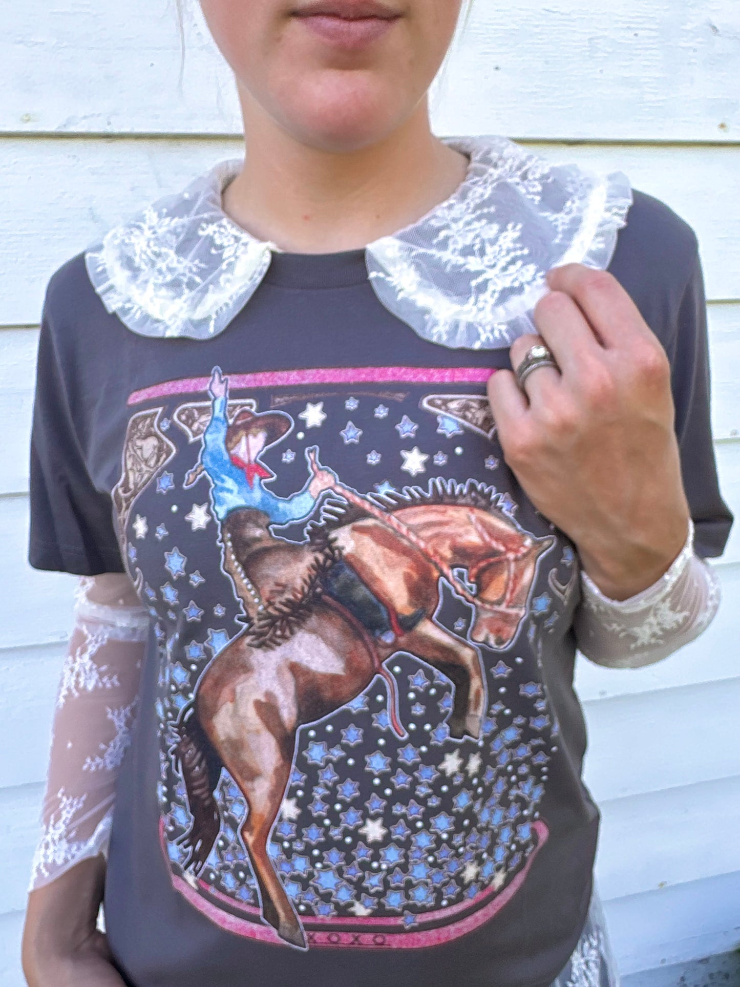 Lace Collared Undershirt