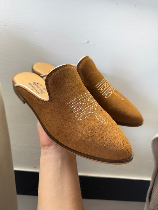 Brown Roughout Mule